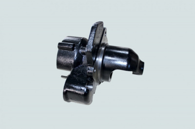 фото крышка стартера 4992135 передняя sbp5099 2605099 