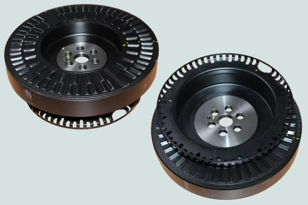 фото гаситель крутильных колебаний в сборе (isbe) евро-4 dcec 5256139 